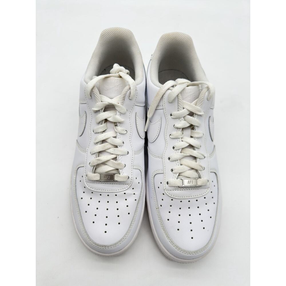 Nike Air Force 1 '07 Low Mens Size 11 White Casual Lifestyle Shoes Sneakers - Picture 2 of 7